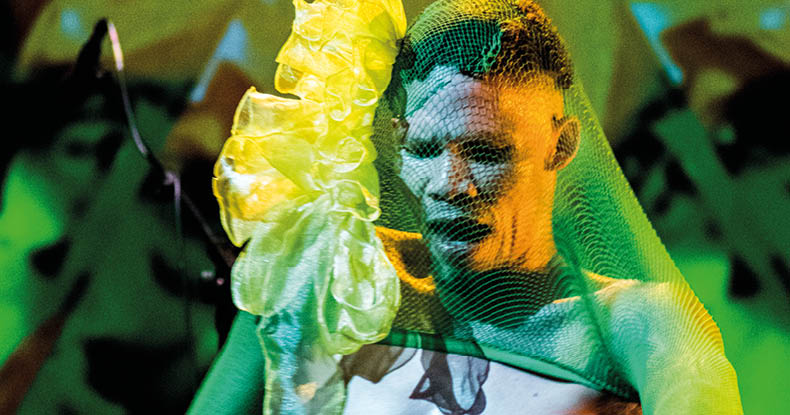 REF 24 – Robyn Orlin e Garage Dance Ensemble